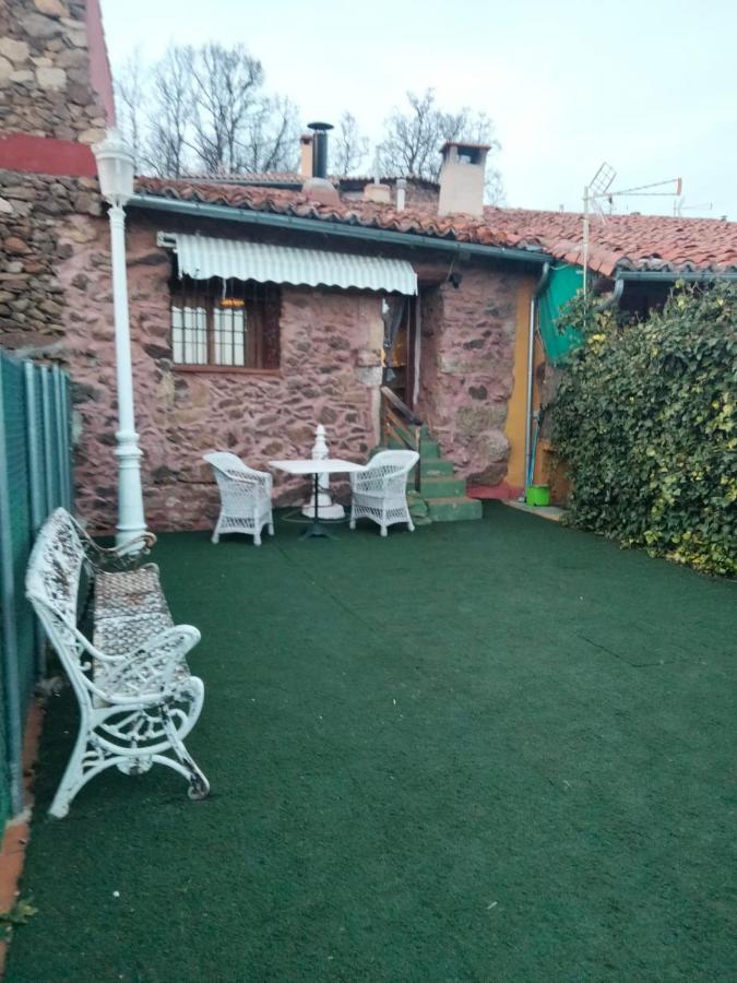 Atardecer En Gredos 1 Villa San Bartolome de Tormes ภายนอก รูปภาพ